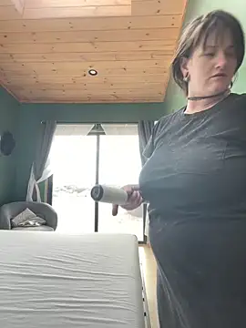 1-800-FUCKYOU online show from 02-06-26, 08:16