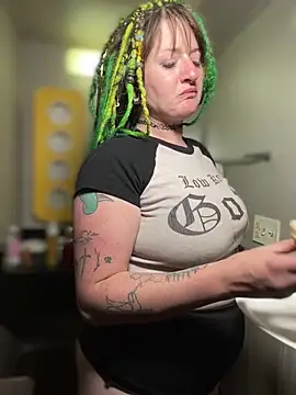 1-800-FUCKYOU online show from 10-30-25, 06:01