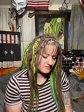 1-800-FUCKYOU online show from 12-04-25, 02:54