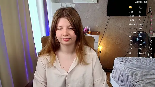 Snapshot of Vivian_cutie chatting on 05-10-26, 12:31 Vivian cutie online show from 05-10-26, 12:31