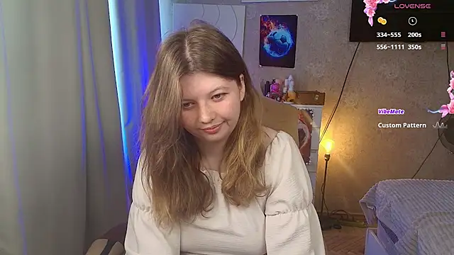 Snapshot of Vivian_cutie chatting on 07-18-26, 08:34 Vivian cutie online show from 07-18-26, 08:34