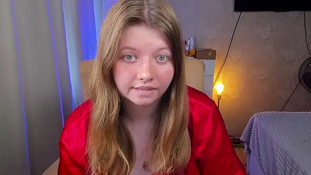 Snapshot of Vivian_cutie chatting on 07-21-26, 03:35 Vivian cutie online show from 07-21-26, 03:35
