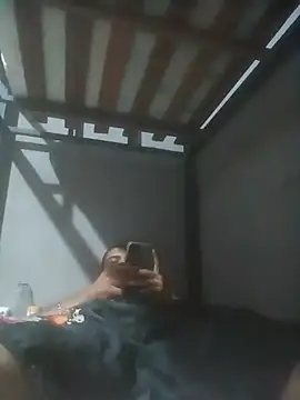 Snapshot of Alexand72696822 chatting on 10-18-25, 01:24 Alexand72696822 online show from 10-18-25, 01:24