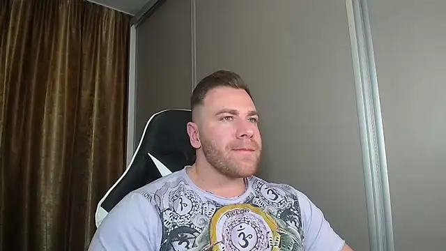 Thori92 online show from 12-17-25, 06:57