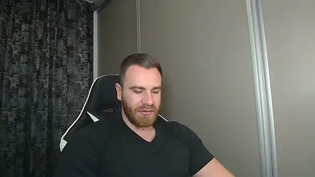 Thori92 online show from 11-29-25, 03:56