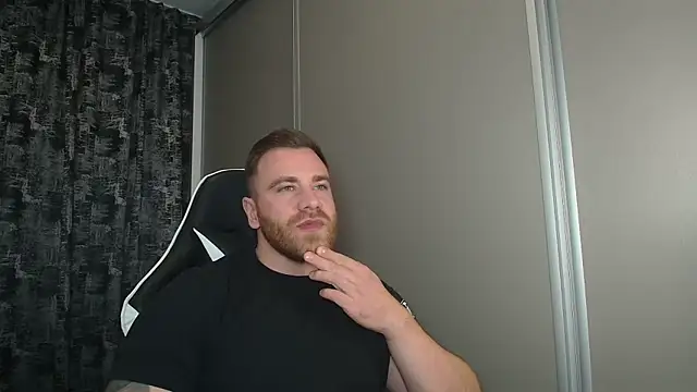 Thori92 online show from 10-27-25, 06:20