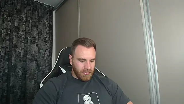 Thori92 online show from 11-13-25, 06:45