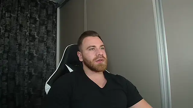 Thori92 online show from 11-24-25, 07:03