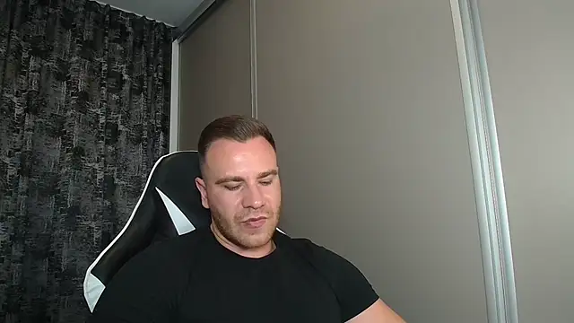 Thori92 online show from 09-26-25, 05:09