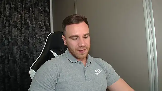 Thori92 online show from 04-10-26, 04:47