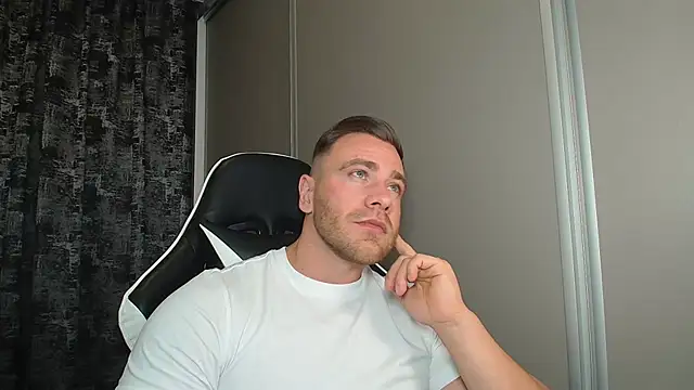 Thori92 online show from 07-18-26, 07:44
