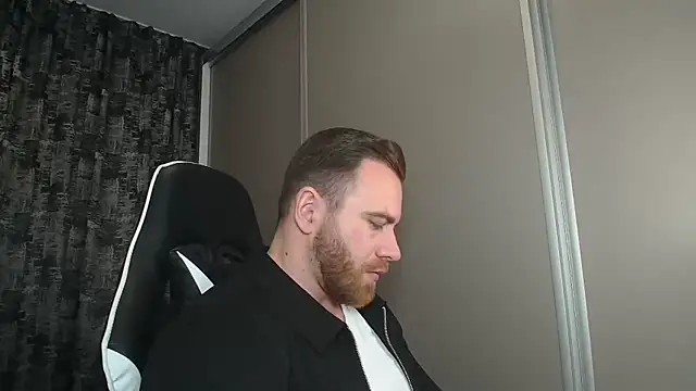 Thori92 online show from 03-12-25, 06:43