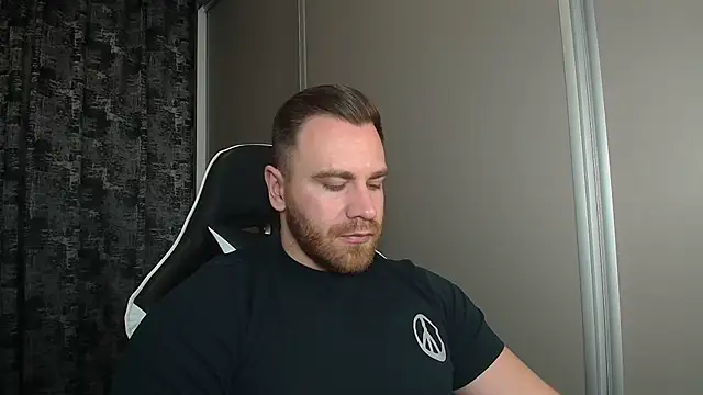 Thori92 online show from 01-06-26, 06:01