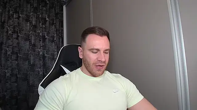 Thori92 online show from 03-30-26, 04:08