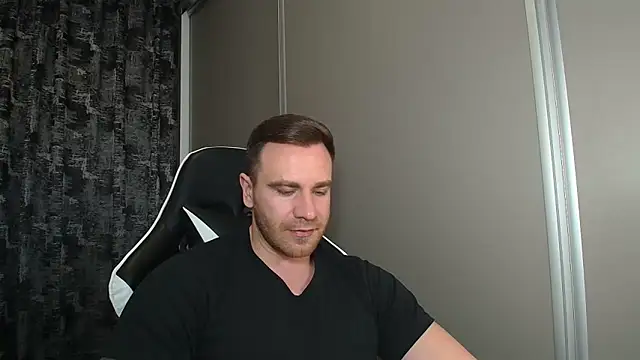 Thori92 online show from 04-08-26, 05:47