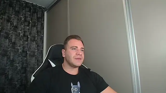 Thori92 online show from 09-21-25, 06:02