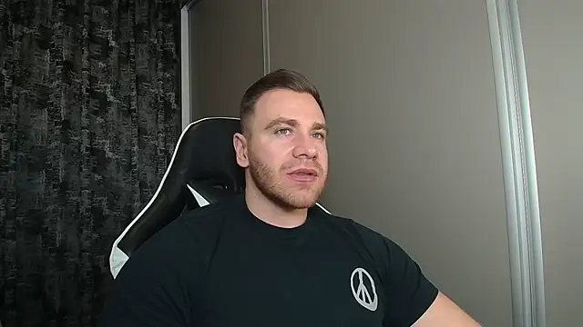 Thori92 online show from 03-04-26, 06:26