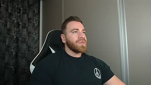 Thori92 online show from 02-08-26, 03:32