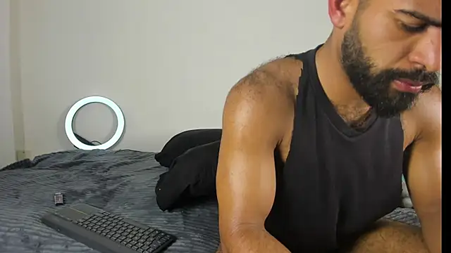 Snapshot of sweatyhairypig23 chatting on 02-21-26, 11:51 sweatyhairypig23 online show from 02-21-26, 11:51