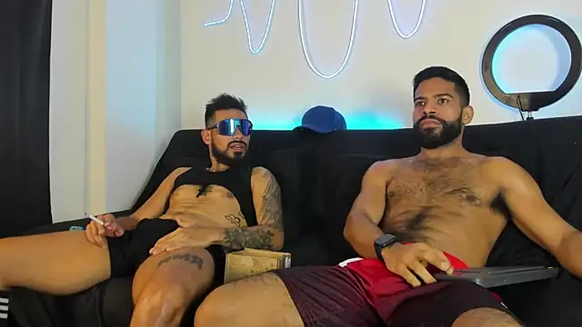 sweatyhairypig23 online show from 05-03-26, 05:45