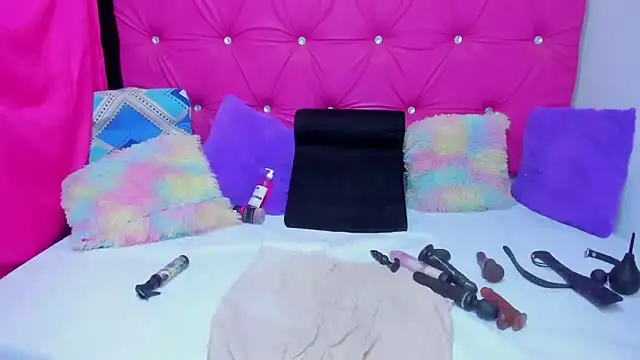 VivianPorto online show from 04-07-26, 01:46