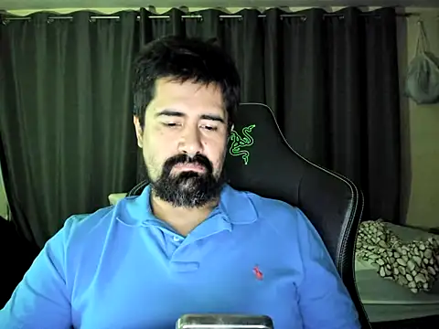 VonDoomdelToro online show from 11-02-25, 06:07