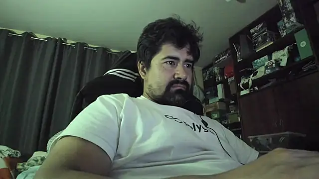 VonDoomdelToro online show from 06-11-26, 06:43