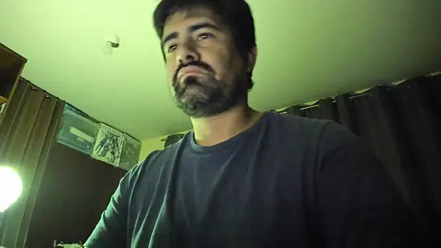 Snapshot of VonDoomdelToro chatting on 05-27-26, 06:10 VonDoomdelToro online show from 05-27-26, 06:10
