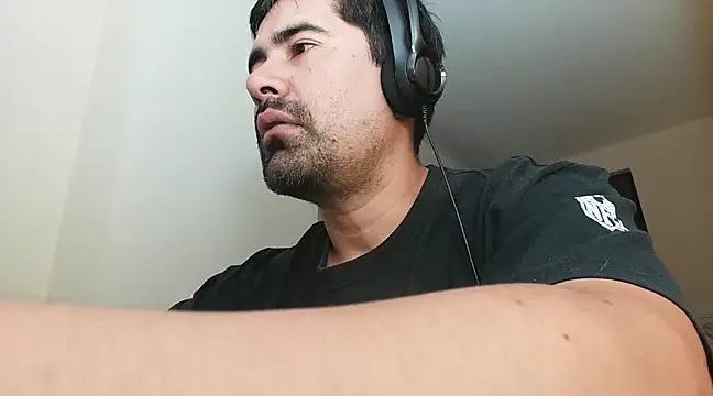 VonDoomdelToro online show from 02-10-25, 03:57