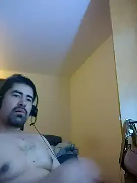 VonDoomdelToro online show from 02-11-25, 08:26