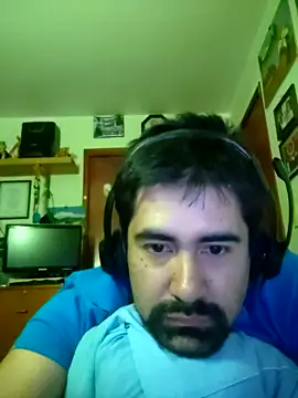 VonDoomdelToro online show from 02-18-25, 06:04