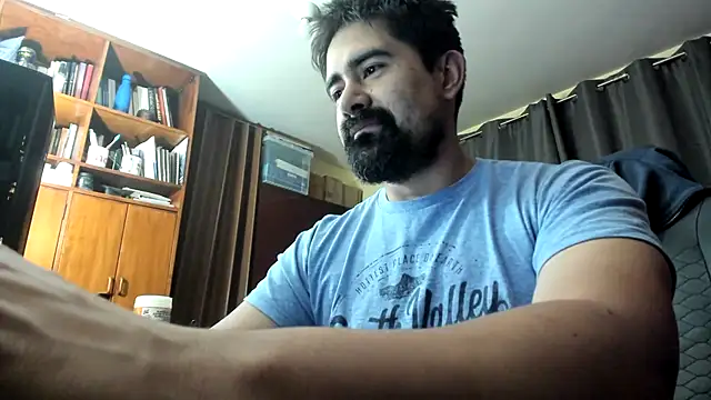 VonDoomdelToro online show from 12-08-24, 08:30