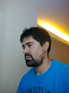 VonDoomdelToro online show from 01-05-25, 12:31