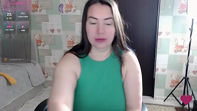 Snapshot of Korolek12 chatting on 05-27-26, 02:30 Korolek12 online show from 05-27-26, 02:30