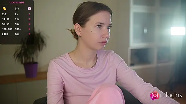 melanielwithu online show from 04-19-26, 06:43