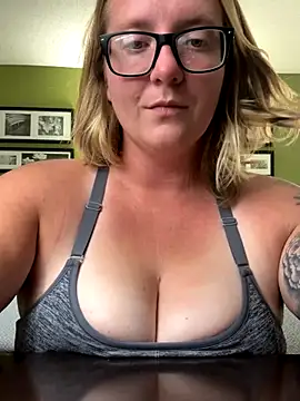 Lizzyloo online show from 09-09-25, 11:03