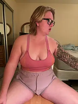 Lizzyloo online show from 02-03-25, 02:02