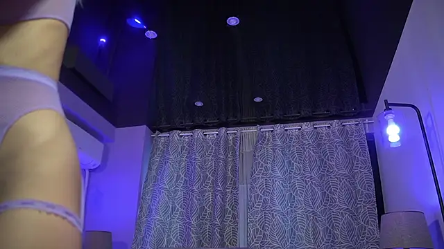 mandypeas online show from 12-21-25, 07:43