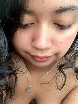 Peach Girll online show from 03-19-26, 03:12