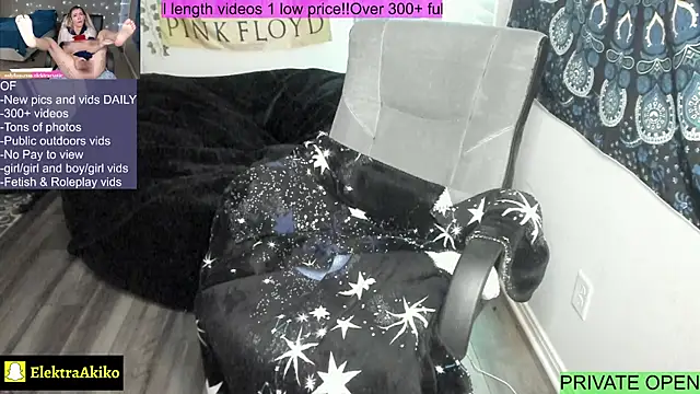 Snapshot of ElektraExotic chatting on 09-19-25, 07:29 ElektraExotic online show from 09-19-25, 07:29