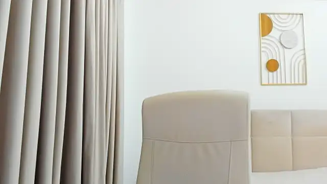 Sunshine Eva online show from 10-03-25, 05:25