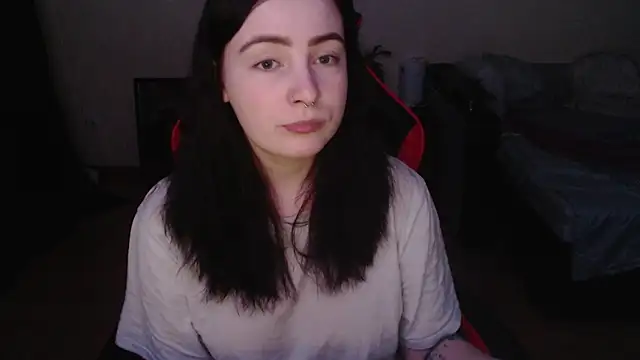 Laralianna online show from 02-06-26, 07:54