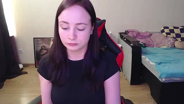 Laralianna online show from 04-22-26, 01:51