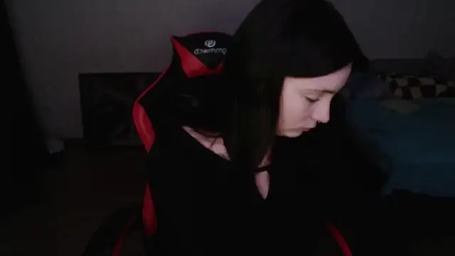 Laralianna online show from 03-04-26, 04:31