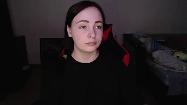 Laralianna online show from 04-11-26, 06:11