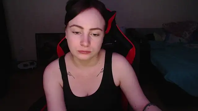 Laralianna online show from 03-08-26, 02:04