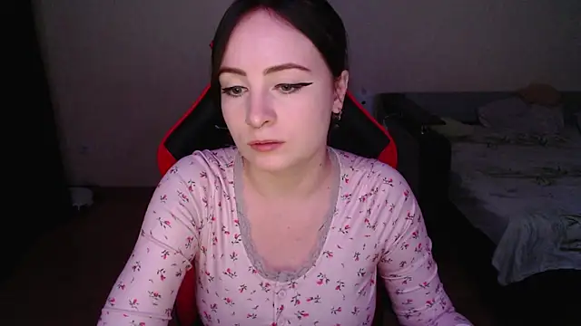 Laralianna online show from 11-02-25, 04:12