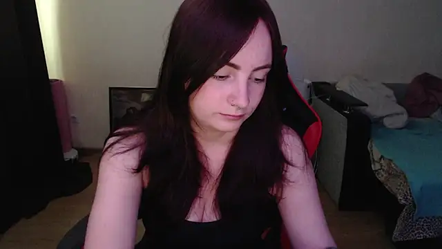 Snapshot of Laralianna chatting on 06-29-26, 07:59 Laralianna online show from 06-29-26, 07:59