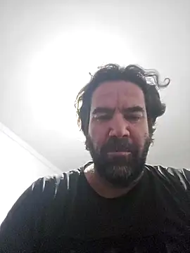 Snapshot of MysterBearMG chatting on 06-06-26, 02:17 MysterBearMG online show from 06-06-26, 02:17