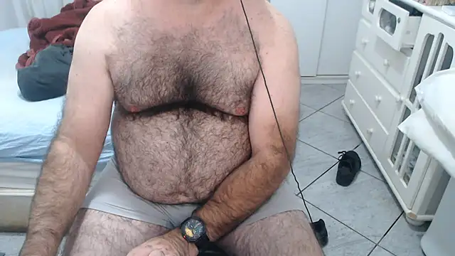 Snapshot of MysterBearMG chatting on 07-04-26, 03:46 MysterBearMG online show from 07-04-26, 03:46